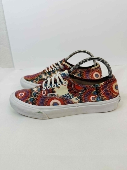 Vans Off The Wall Unisex Medallion Floral Lace Up Tennis Shoes Size M5.5 W7 - Picture 1 of 5